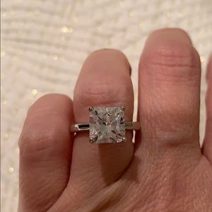 Cushion cut engagement ring